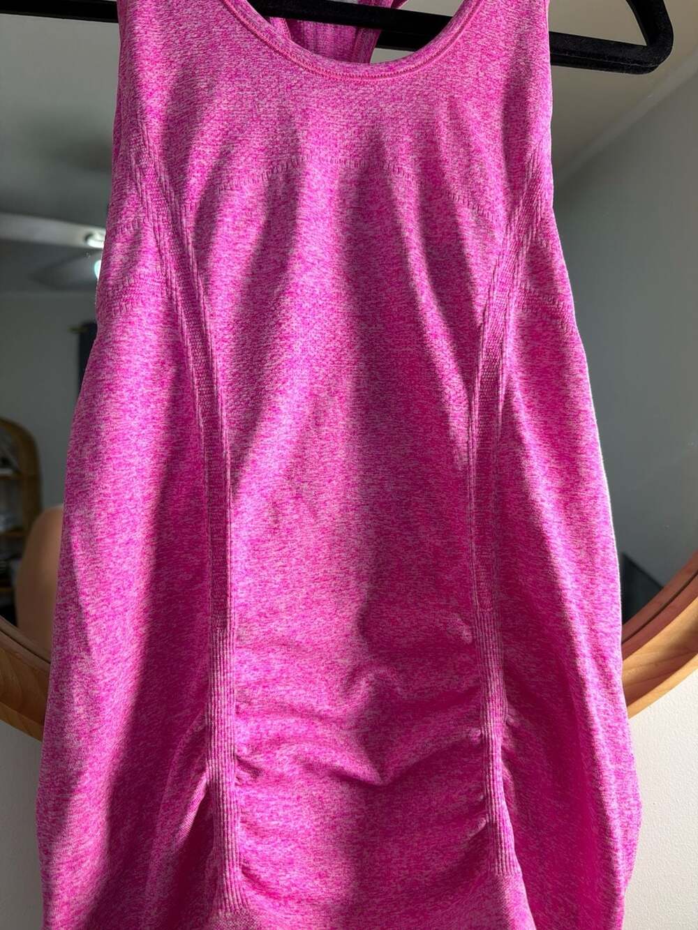 Athleta Speedlight Seamless Racerback Ruched Tank Top Pink Heather XS - Picture 4 of 6